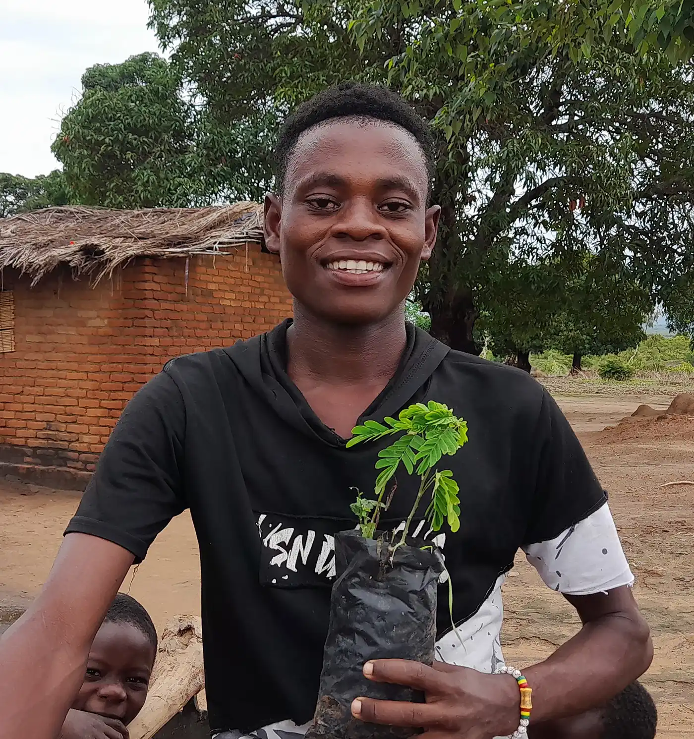 Compact-Resource-Foundation–Projects–Kawiri-Village-Nkhotakota–planting-saplings-2025-intro