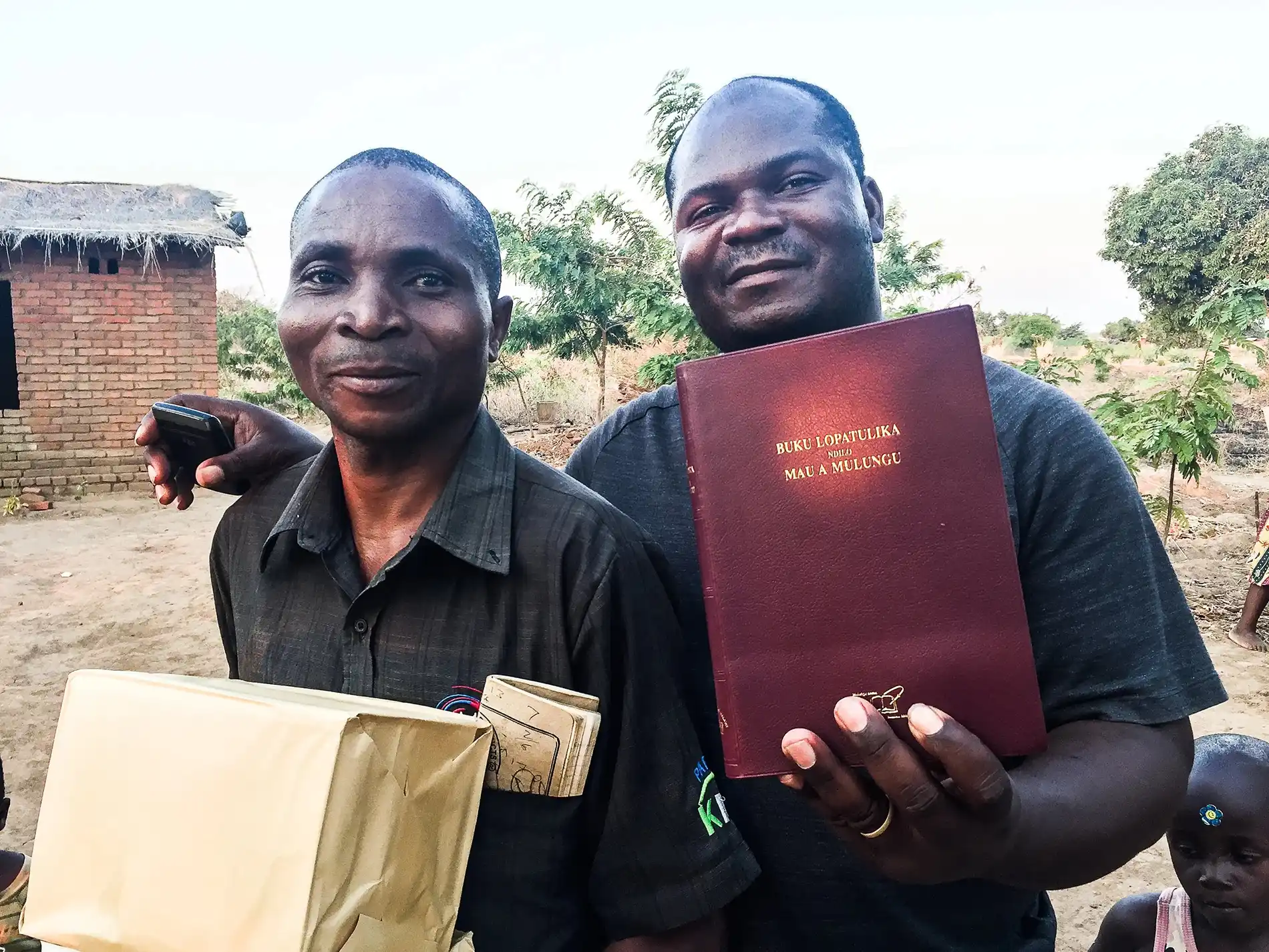 Compact-Resource-Foundation–Projects–Ndalama-Village-Nkhotakota–Michael-on-left